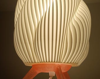 Witte en roze lamp
