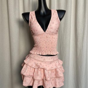 Vintage Floral Two-Piece Tankini with Ruffle Skirt, Pink Ditsy V-Neck Swimsuit, Cottagecore Smocked Waist Modest Beachwear
