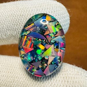 Cabochon di opale di fuoco Welo: doppietto di opale monarca creato in laboratorio (22x16x6)