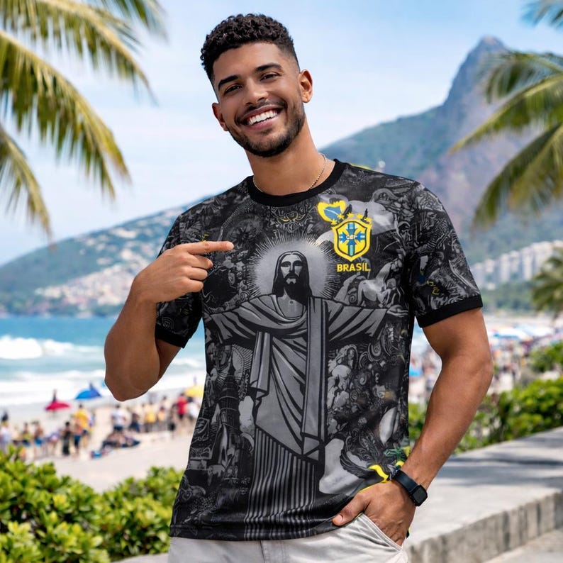 Brasilien fotbollströja — Kristusstatyn Tee — Unisex fotbollströja (2 färger) bild 2