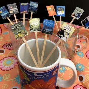 Set of 12 literary drink stirrers barware