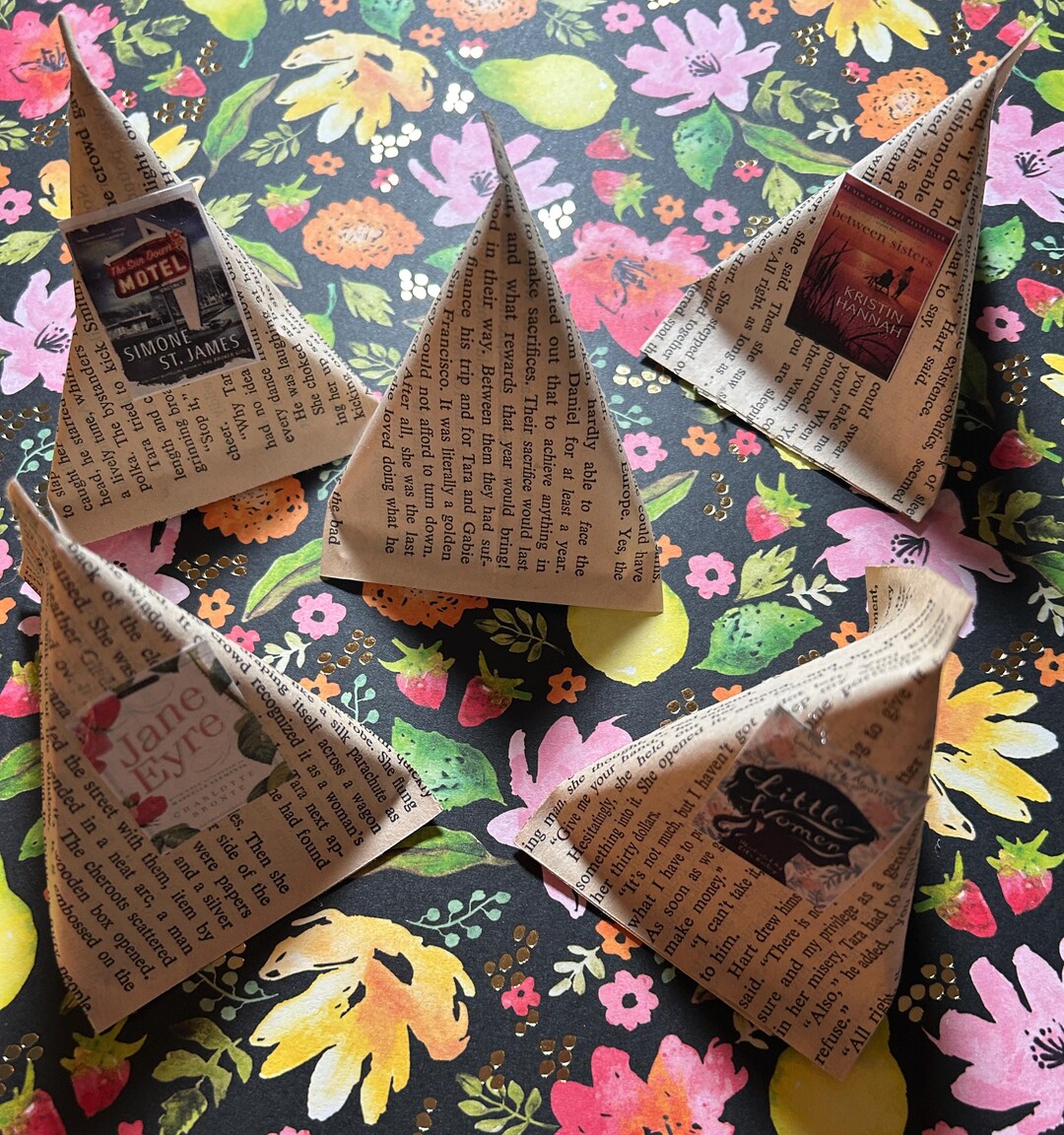 Book Page Literary Party Favor Boxes/ Set of 12 /repurposed Books - Etsy