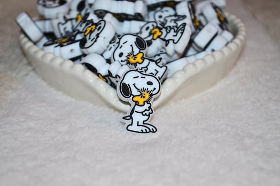 Beagle & Bird Silicone Focal Bead • Friendship Keychain Supply
