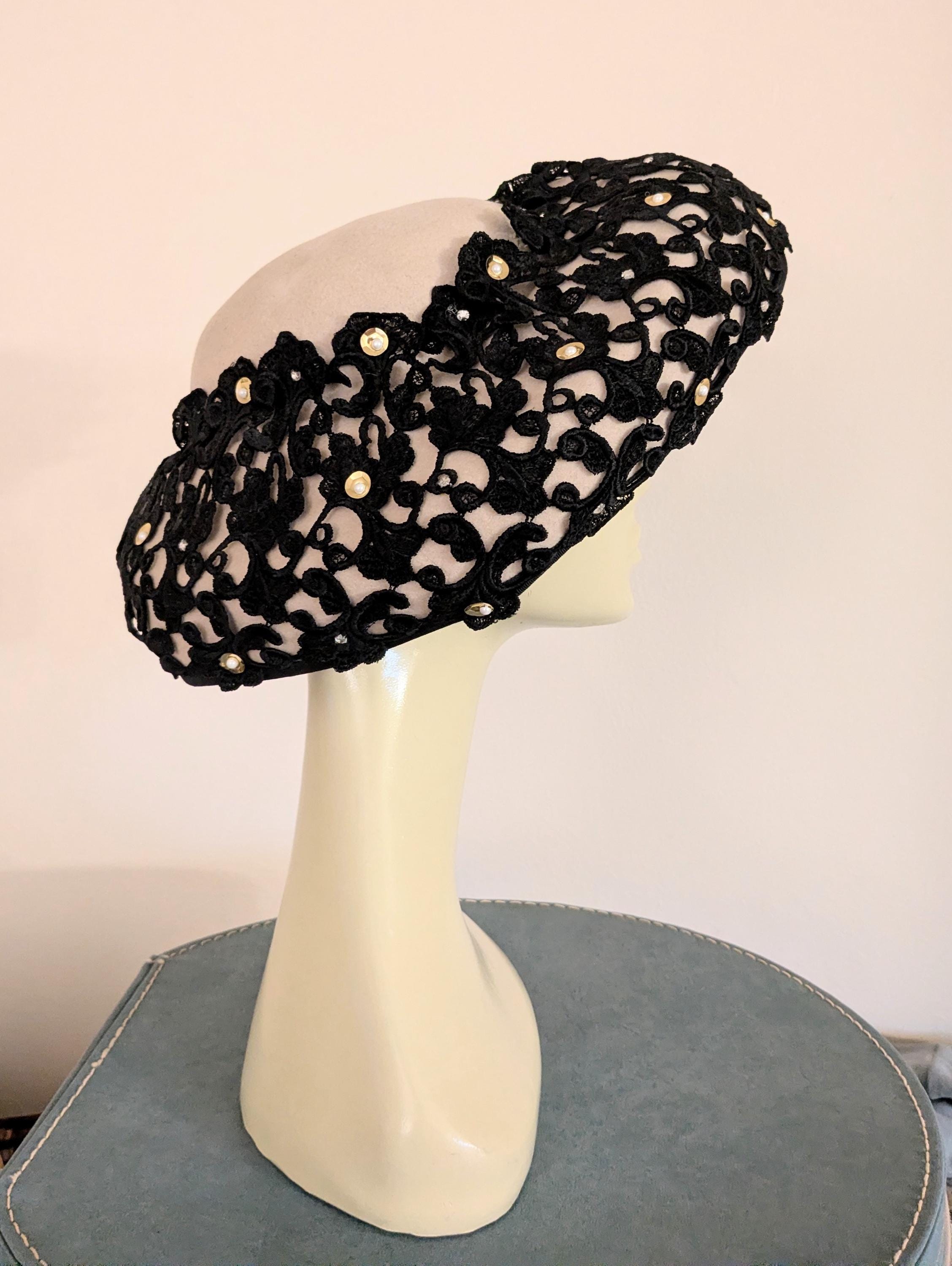 Vintage Hat Mr. John Classic New York Paris Polka Dot Bucket Pillbox Woven Straw 1960 main image 4