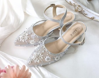 Elegantes zapatos de tacón bajo plateados con punta afilada, edición Jazmín, zapatos de novia, tacón con cuentas de 3 cm.