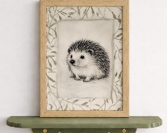 Stampa artistica da parete con riccio per cameretta, decorazione con animali del bosco, schizzo di un libro di fiabe vintage, arte cottagecore