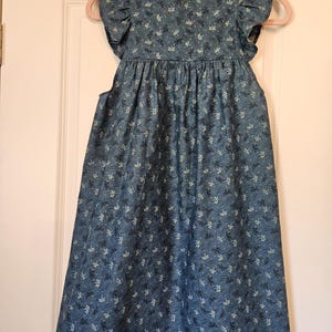 Girl&#39;s Pinafore Dress