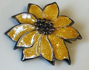 Vintage 1987 Avon Yellow Enamel Poinsettia Brooch Pendant, Gold Tone Glitter Flower Pin