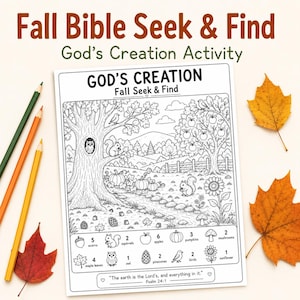 Op de afbeelding: Een zwart-wit activiteitenblad getiteld God's Creation Fall Seek & Find, met een bosscène met bomen, dieren en pompoenen. Onder de illustratie staat een lijst met items om te zoeken, inclusief de bijbehorende aantallen.