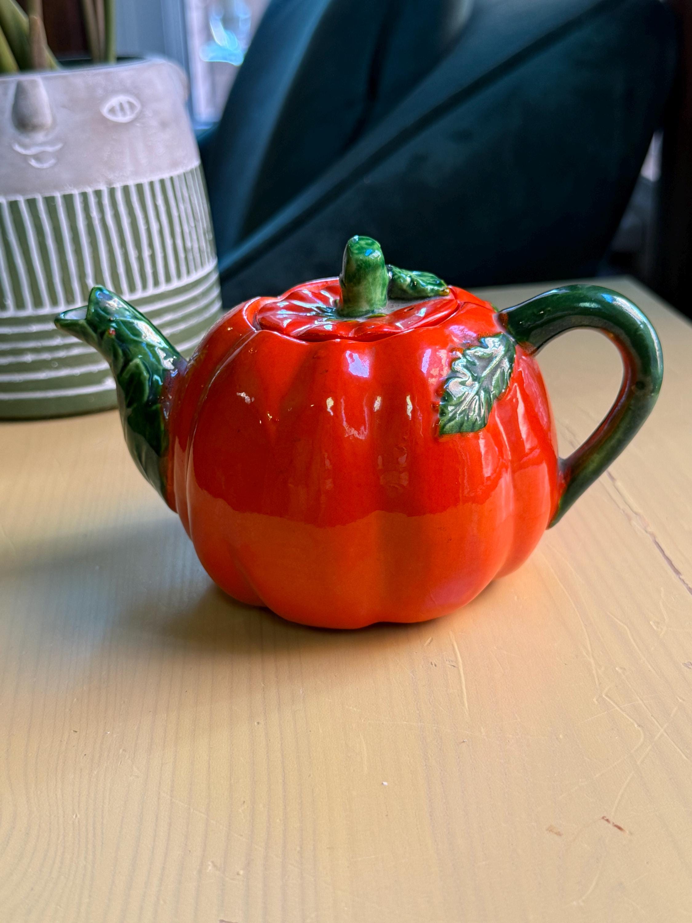 Tomato teapot - Etsy 日本