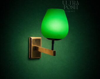 Lámpara de pared estilo italiano de vidrio Stilnovo, moderna lámpara de pared italiana de los años 50 en color verde Sputnik Roly-Poly: aplique de pared antiguo de latón de mediados de siglo.