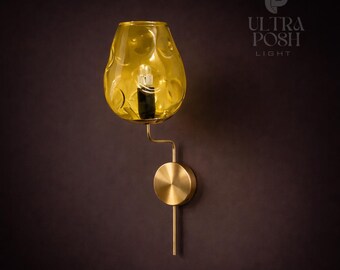 Lámpara de pared estilo italiano de vidrio Stilnovo Modern de los años 50 con vidrio Sputnik amarillo Roly-Poly – Aplique de pared antiguo de latón de mediados de siglo.