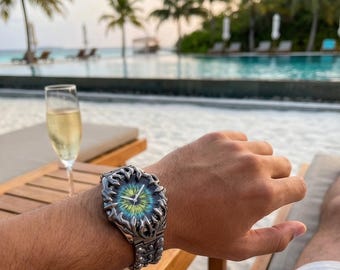 Reloj Blue Abyss con pinchos plateados