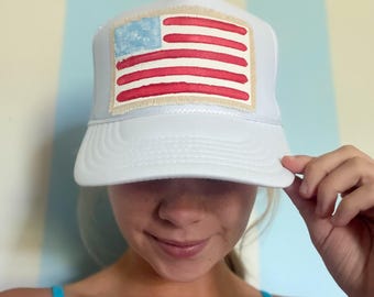 Gorra de camionero con parche pintado a mano de la bandera estadounidense