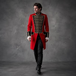 Manteau Napoléon Hussard Rouge Homme | Tailcoat militaire | Uniforme d'officier victorien | Manteau de parade pour tambour-major | Veste militaire royale