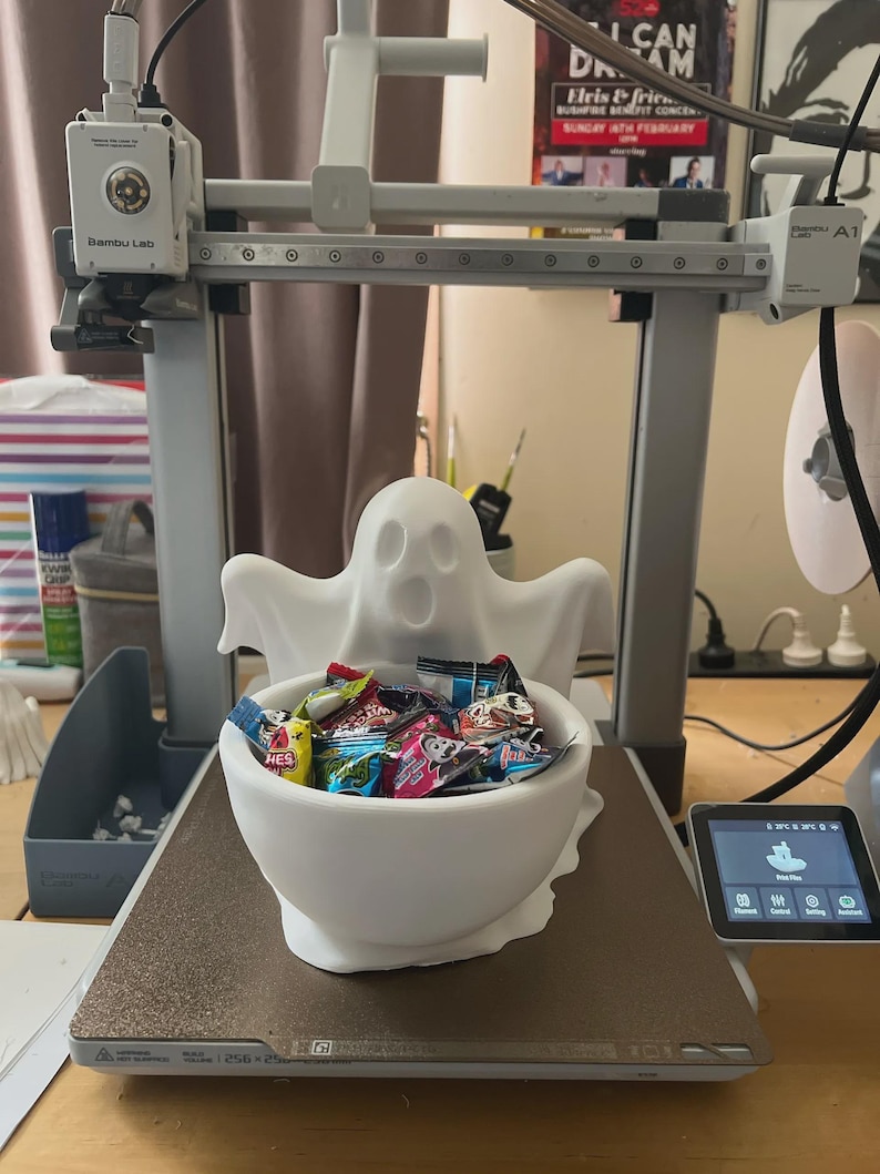 Spooky Ghost Candy Bowl STL, Halloween Treat Holder 3D Print File image 4