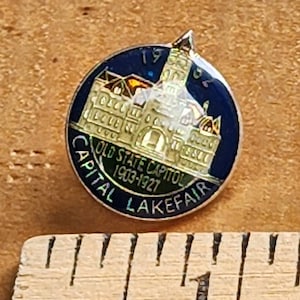 Hauptstadt Lakefair Anstecknadel, alte Hauptstadt des Bundesstaates Washington, Olympia Lakefair Jacke Weste Pin, Landeshauptstadt Olympia Washington, PNW Geschichte
