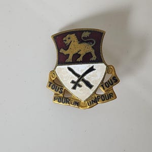 Odznaka 15. Pułku Kawalerii: Antyczne odznaki wojskowe