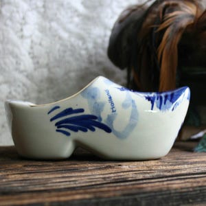 Vintage Delft Blue Clog Knob, Dutch Holland Windmill Design, Ceramic Blue Clog, Ashtray, Wooden Shoe, European Blue & White Decor, Souvenir