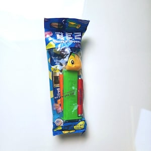 Vintage Skully PEZ Dispenser: Jake & Never Land Pirates