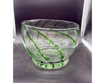 Green Swirl Hand Blown Art Glass Footed Centerpiece Bowl Clear Spiral Pattern