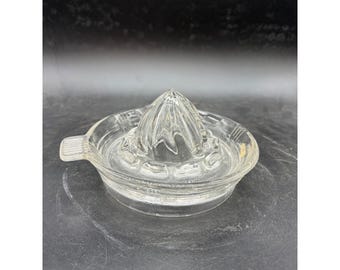 Vintage Clear Glass Citrus Juicer Reamer with Pour Spout and Handle Art Deco