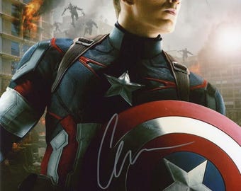 Chris Evans Autographed Photo | 8x10 | Certified by BAS