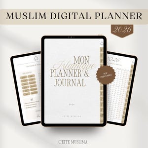 Peut inclure: Planificateur numérique pour 2026. L'image présente trois tablettes affichant des mises en page de planificateur, dont un calendrier et une page de journal. La tablette centrale affiche le texte "Mon Islamique Planner & Journal".