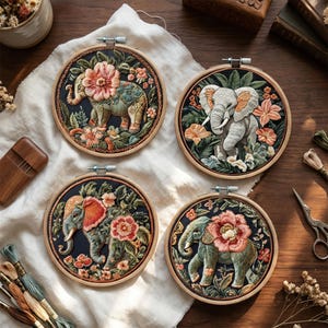 Peut inclure: Panneau en bois rustique avec l'inscription "Welcome to our home" en lettres blanches. Le panneau présente une finition vieillie et un design simple et accueillant, idéal pour un porche ou une entrée.