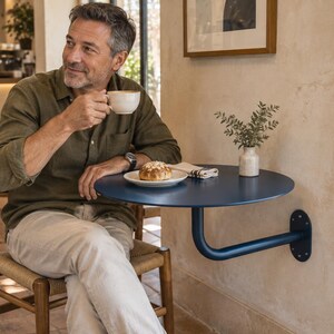 Minimalistische cafétafel voor aan de muur | Stalen bistrobartafel voor kleine ruimtes
