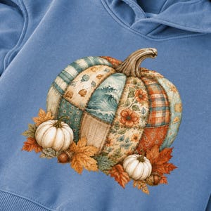Blauwe cropped hoodie, patchwork pompoensweatshirt, vintage gewassen herfsttop