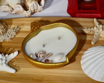 CONCHA REDONDA – Vela artesanal inspirada en el océano / Decoración dorada para el hogar / Vela única / Vela marina hecha a mano / Centro de mesa costero