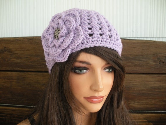 Lilac Metallic Crochet Cloche Hat With Flower: Winter Beanie  display picture 2
