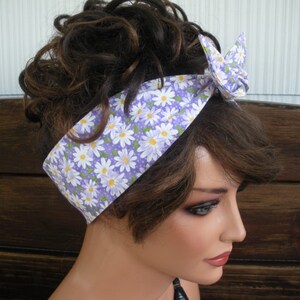 Womens Headband WIRED Dolly Bow Summer Fashion Accessories Women Headscarf in Light purple with white daisy