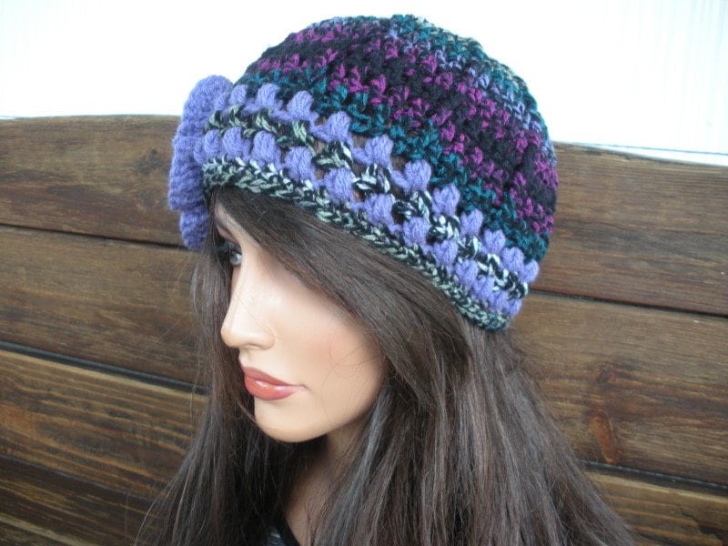 Crochet Cloche Hat: Multicolor Beanie With Lavender Stripes  display picture 1