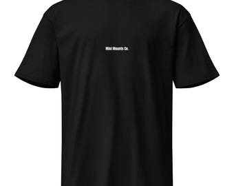 ミニマリスト オーキッド T シャツ – 「蘭を所有するより良い方法」 – プレミアム ボタニカル アパレル – ブラック T シャツ – Mini Mounts Co.