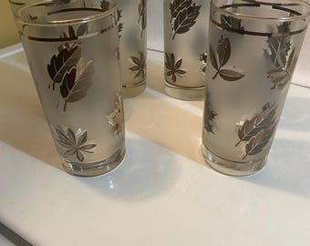 Vintage Libbey Frosted Leaf Design Glasses Set Of 6 Gray, Silver, Black Leaves
