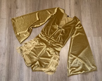 Samt Co ord set fransig Shorts und ausgestellte Ärmel oben