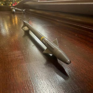 AIM-9X Sidewinder Pen
