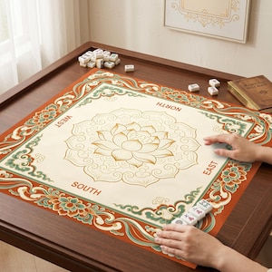 Anpassad Lotus Mahjongmatta, Asiatisk Blommönster, Halkfri Spelplan i Gummi, Elegant Retrodekor, Present till Mahjongspelare, Mahjongtillbehör bild 2