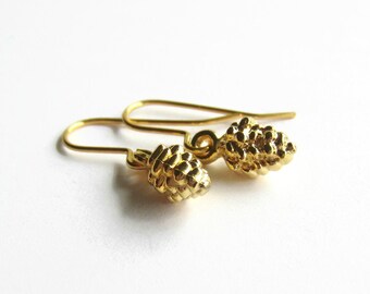 Gold Pine Cone Earrings - Gold Plated Pinecone Earrings - Woodland Drop Earrings - Nature Jewelry - Winter Earrings