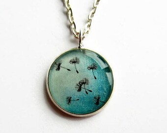 Teal Blue Dandelion Necklace - Turquoise Blue Dandelion Pendant - Dandelion Seeds Jewellery - Make A Wish Necklace - Nature Lover Gift