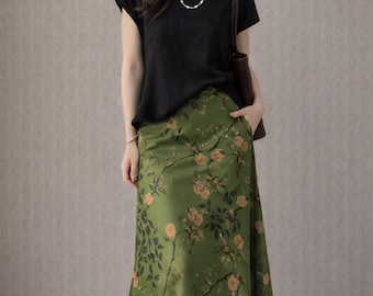 エメラルドブルーム サテン マキシスカート – ヴィンテージフローラル ハイウエスト Aラインスカート