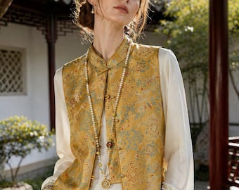 Neo-Chinees gouden jacquardvest – luxe gilet met mandarijnkraag, elegant oosters gelaagd stuk