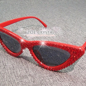 Gafas de sol / Gafas de sol / Gafas de sol estilo ojo de gato de moda HOLLYWOOD con brillantes diamantes de imitación rojos, estilo rockabilly retro pin up para festivales