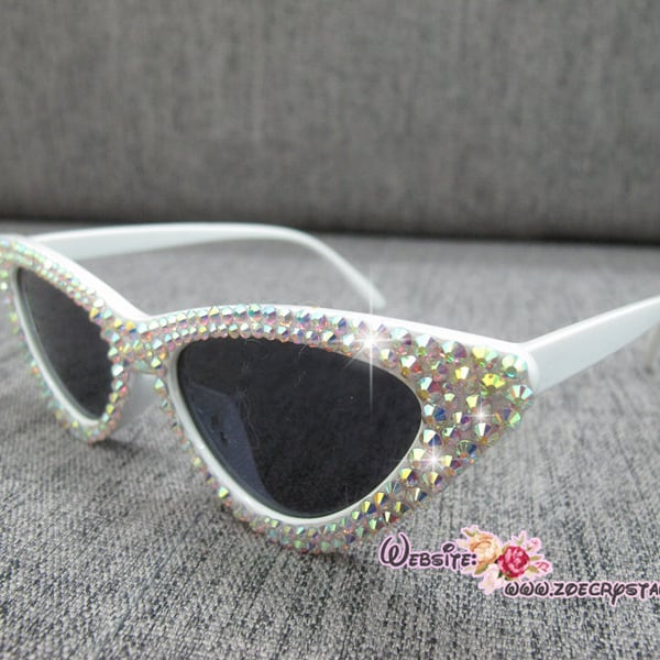 HOLLYWOOD Fashionable Cat Eye Sunglasses / Shades / Sunnies w AB White Bling Sparkly  Rhinestones Festival Rockabilly Retro Pin Up