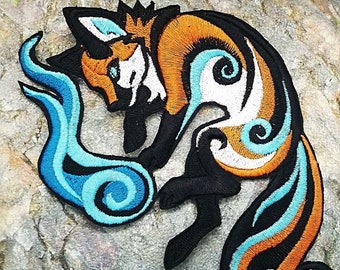 7" Magical Foxfire ~ Kitsune fox Geborduurde opstrijkbare patch, fox stoffen, borduurkunst