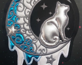 7.5" Crescent moon cat ~ Silver Puffy Embroidered patch, sew-on cat applique, embroidery art