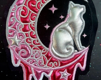 7.5" Crescent moon cat ~ Silver Puffy Embroidered patch, sew-on cat applique, embroidery art
