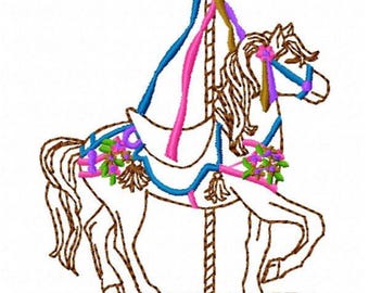 Könnte beinhalten: Gesticktes Karussellpferd-Design. Das Pferd ist weiß mit braunen Umrissen und Details. Es hat blaue, rosa und lila Bänder, florale Akzente und Quasten. Mähne und Schweif sind braun.